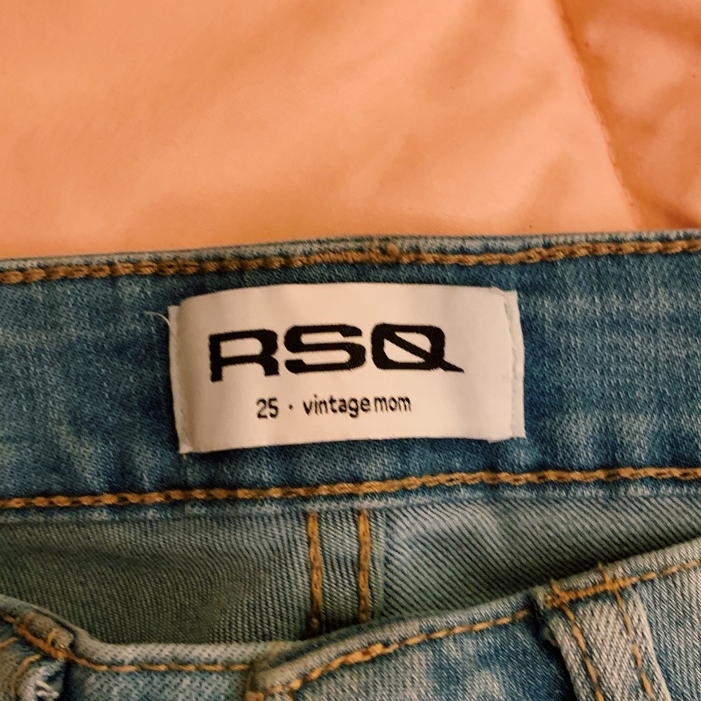 tillys mom jeans - Picture 4 of 4